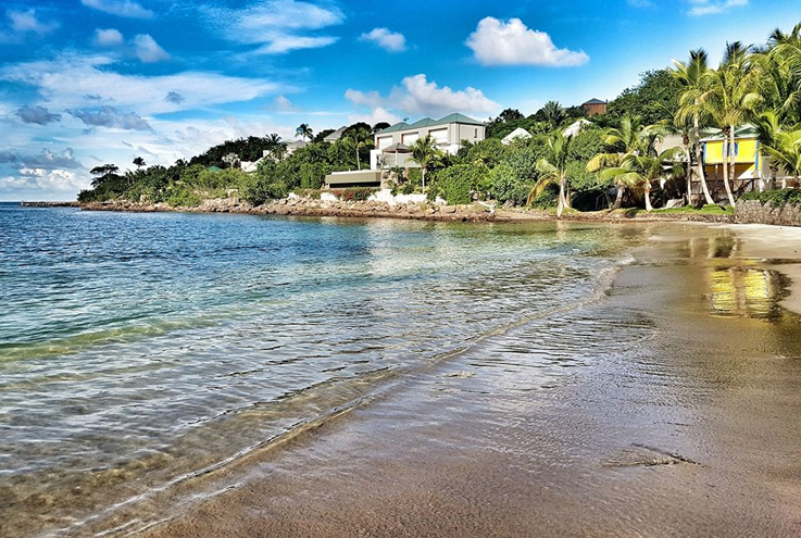 Marigot Beach